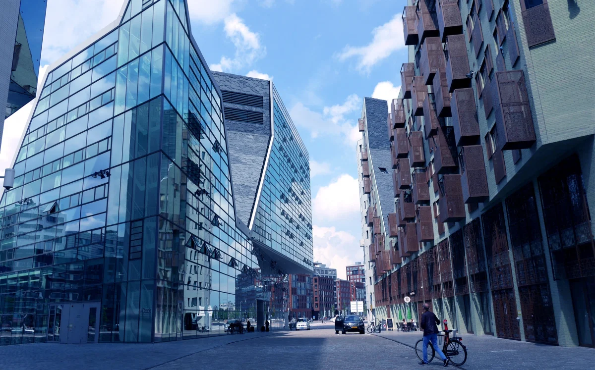 Benoeming van een tijdelijk bestuurder: in kort geding of door de Ondernemingskamer?